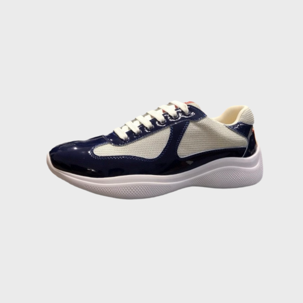 Cups Sneaker