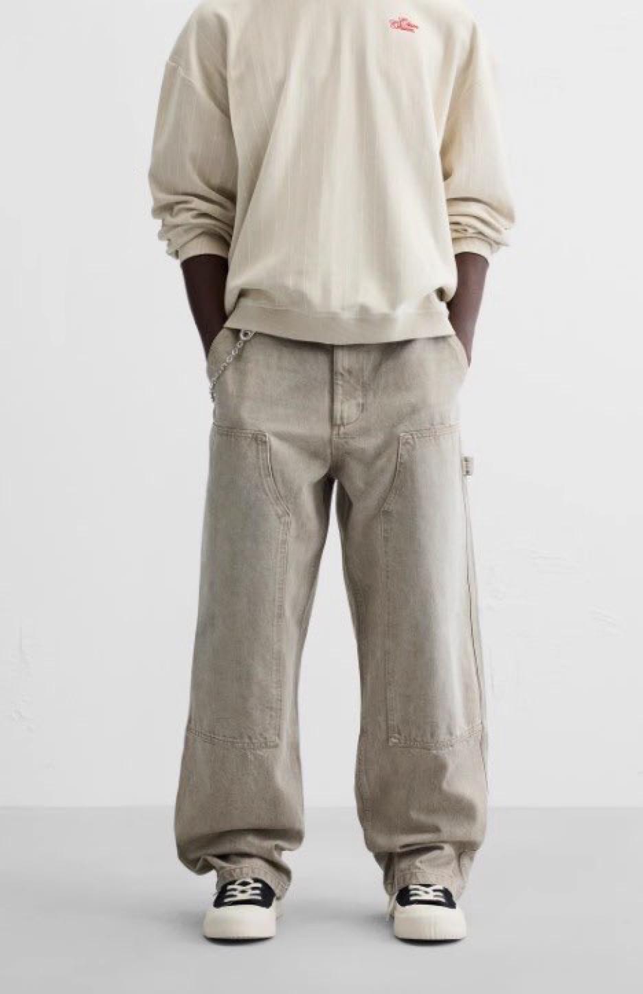 Freizeithose im Carpenter-Stil