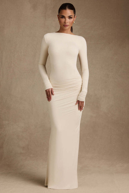Elegantes Abendkleid mit freiem Rücken